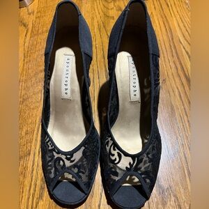 Apostrophe black lace heel dress shoes size 8M